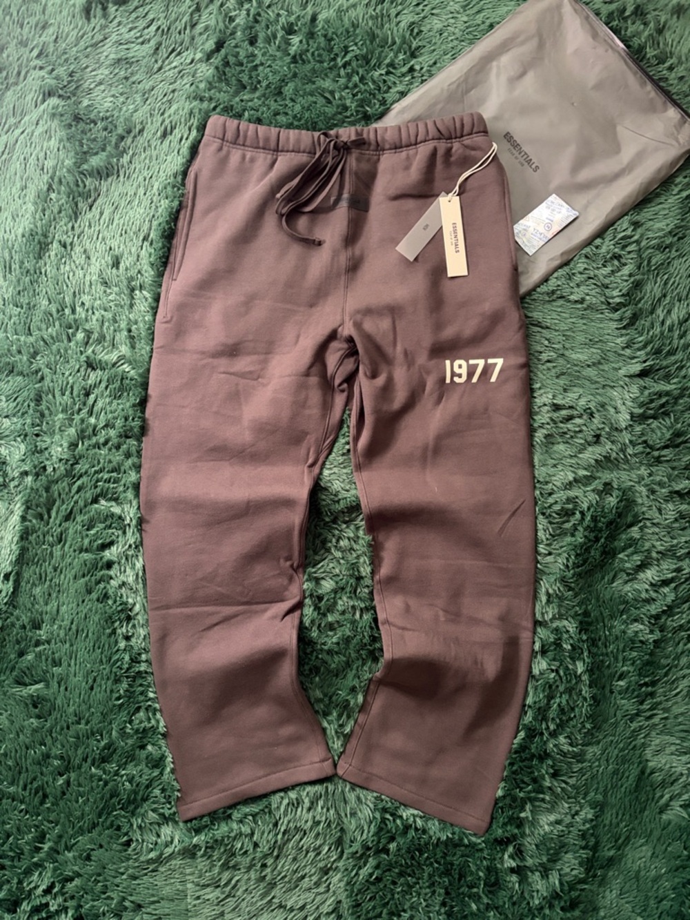 Fear Of God Essentials Iron 1977 Uncuffed SweatPants